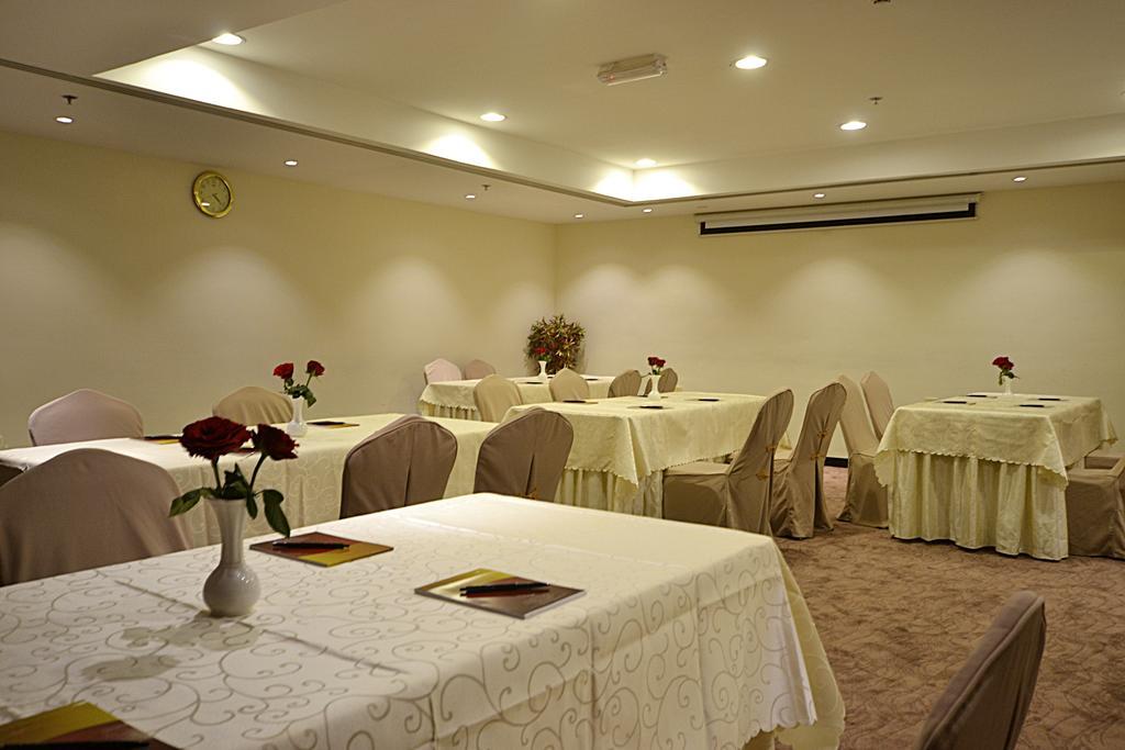 Aryana Hotel Sharjah Ngoại thất bức ảnh